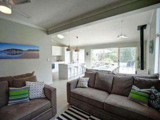 Boomerang Bliss Guest house, Elizabeth Beach - 4