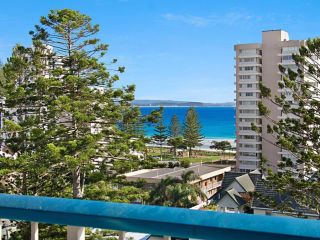 Border Terrace Unit 13 - Large apartment walk to beaches and clubs Apartment, Tweed Heads - 2