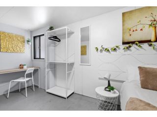 Boutique Private Rm 7-Min Walk to Sydney Domestic Airport - SHAREHOUSE 102AR4 Guest house, Sydney - 1