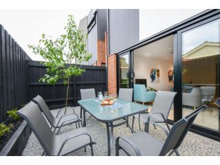 BOUTIQUE STAYS - Murrumbeena Place 2 Guest house, Carnegie - 5