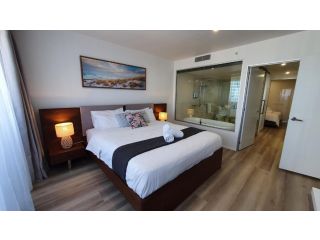 Brand New Apartment!! Oceanview Oasis on lvl 24 Apartment, Gold Coast - 5