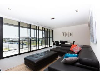 4 Bedroom Executive Apartment in the CBD Apartment, Wagga Wagga - 4