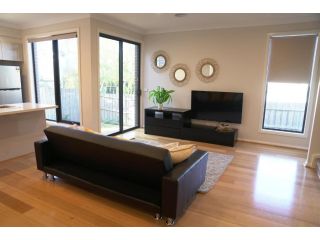 Brand new house near Box Hill Guest house, Victoria - 1