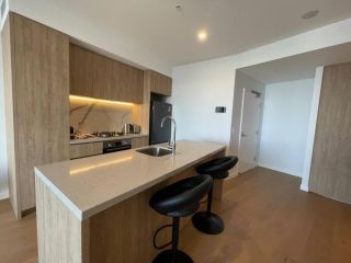 Brand new luxury ocean view 2 bed apt 40F Apartment, Gold Coast - 3