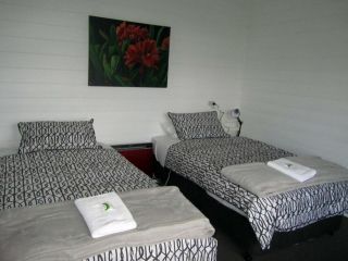 Breakaway Cottage Guest house, Tumbarumba - 1