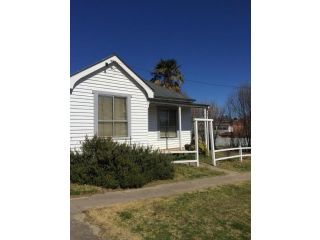 Breakaway Cottage Guest house, Tumbarumba - 2