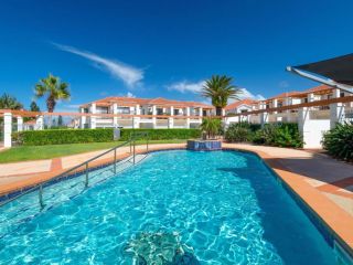 Breakers Block 3 - Unit 2 - Pool in complex - across the road from the beach Apartment, Yamba - 4