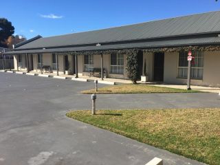 Breakout Motor Inn Hotel, Cowra - 5