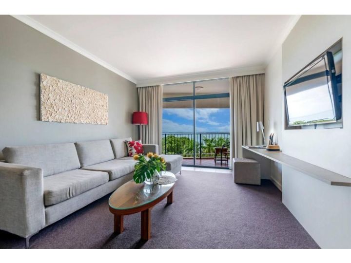 Breezy Harbourfront Resort with Seaviews & Pool Apartment, Darwin - imaginea 5