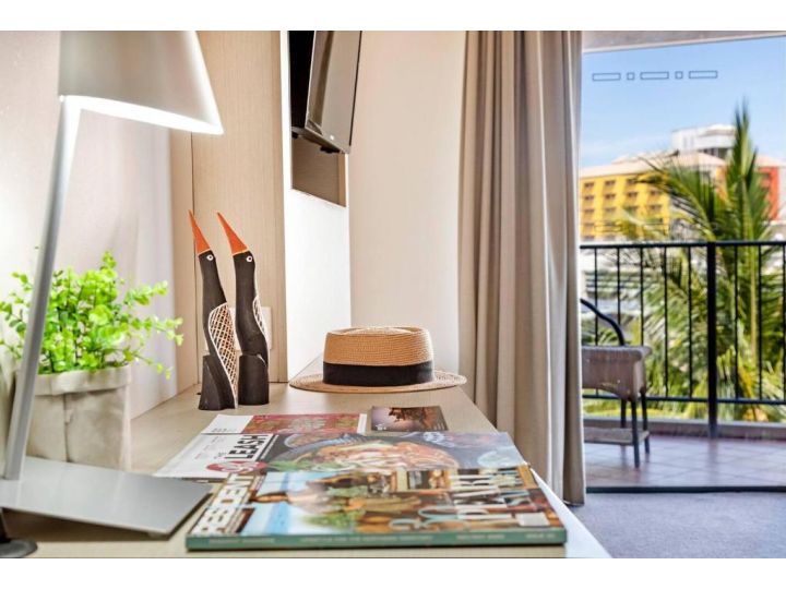 Breezy Harbourside Getaway - Balcony & Resort Pool Apartment, Darwin - imaginea 5
