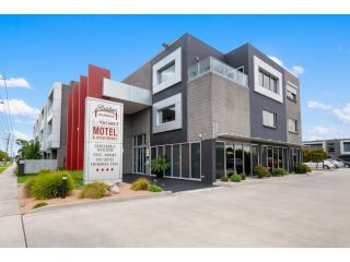 Bridges on Argyle Hotel, Traralgon - 2