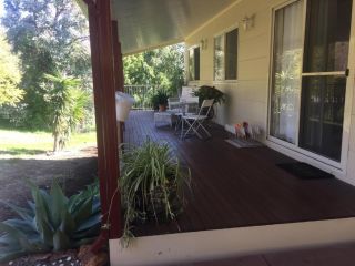 Bright & Beautiful Home On The Hills! Chalet, Western Australia - 4