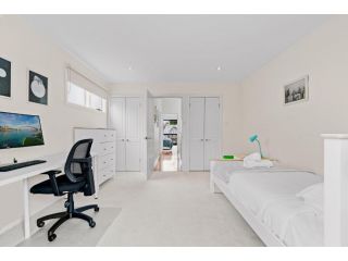 Bright modern home in great location close to City Guest house, Sydney - 3