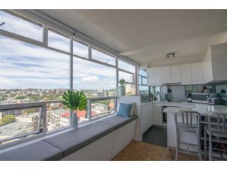 Bright Studio with Amazing City Views Apartment, Sydney - 4