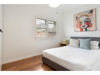 Bright & Sunny 2-Bed Kensington Apartment Apartment, Sydney - 4