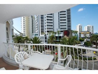 Broadbeach Holiday Apartments Aparthotel, Gold Coast - 3
