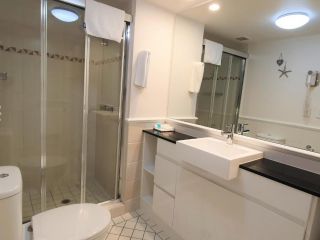 Broadbeach Holiday Apartments Aparthotel, Gold Coast - 4