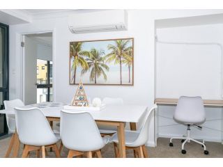 Broadbeach Victoria Square Apartment, Gold Coast - 4