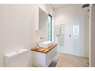 BRON455B - Bronte Beach House with Ocean Views Guest house, Sydney - 5