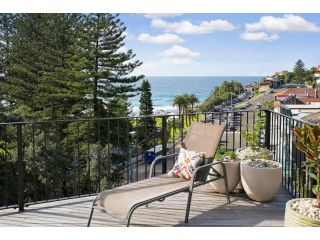 BRON455B - Bronte Beach House with Ocean Views Guest house, Sydney - 2