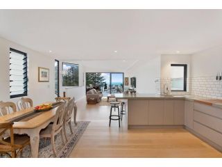 BRON455B - Bronte Beach House with Ocean Views Guest house, Sydney - 3
