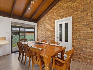 Budget Pet Friendly Home in the Centre of Huskisson Guest house, Huskisson - 4