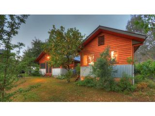 Alpine Riverside Accommodation Guest house, Myrtleford - 4