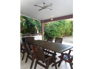 Bunya Seaside Guest house, Point Lookout - 5