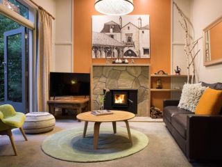 Burrall Lodge Guest house, Daylesford - 3