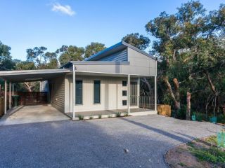 Bush Surrounds On Weir Guest house, Anglesea - 2