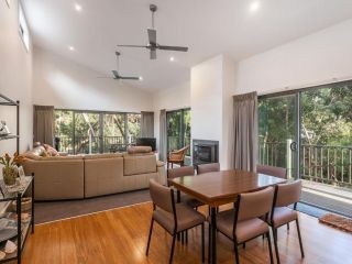 Bush Surrounds On Weir Guest house, Anglesea - 4