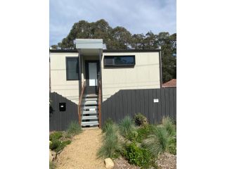 Bushland setting close to Sydney CBD- stand alone apartment Apartment, Sydney - 3