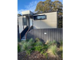 Bushland setting close to Sydney CBD- stand alone apartment Apartment, Sydney - 4
