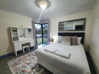 Busselton Holiday Units Guest house, Busselton - 1