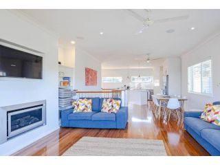 Butlers Beach House at Killcare Guest house, Killcare - 1
