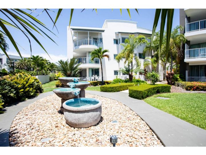 By The Sea Shore With Pool Apartment, Cannonvale - imaginea 16