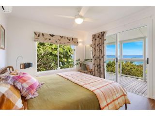 Byron Bay Accom - Classic Wategos Beach Escape Apartment, Byron Bay - 1
