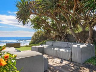 Your Luxury Escape - Byron Beachfront Guest house, Byron Bay - 2