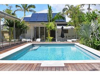 Byron Palms Guesthouse & Spa - Adults Only Bed and breakfast, Byron Bay - 2