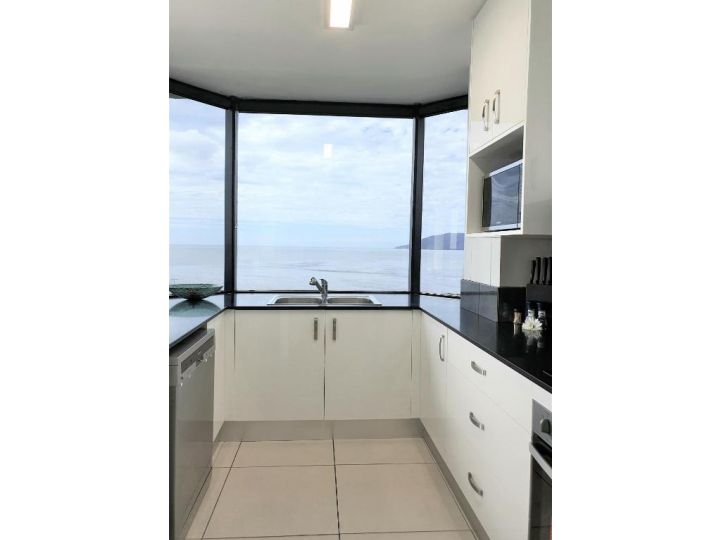 Cairns Ocean View Apartment Apartment, Cairns - imaginea 7