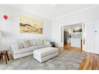 CALE1A - Beachside Harbour Haven Apartment, Sydney - 4