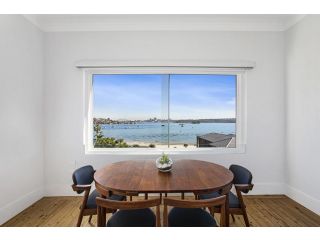 CALE1A - Beachside Harbour Haven Apartment, Sydney - 2