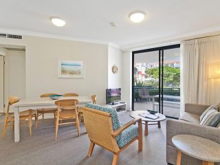 Calypso Plaza Resort Unit 139 - Ground floor 1 bedroom unit on Coolangatta beachfront Apartment, Gold Coast - 3