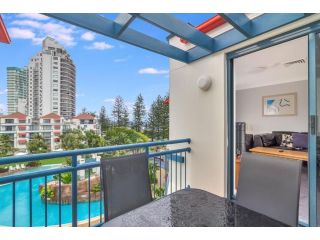 Calypso Plaza Resort Unit 459 - Penthouse style apartment Apartment, Gold Coast - 2