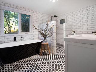 Campari Guest house, Daylesford - 1