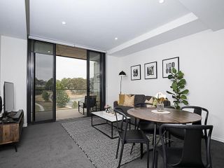 CANBERRA CHIC-hosted by:L'Abode Accommodation Apartment, Sydney - 2