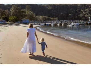 Cape Mackerel Cabin with Magic Palm Beach & Pittwater Views Guest house, New South Wales - 3