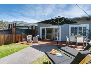 Capella Villa No. 2 - luxury with outdoor kitchen Guest house, Blairgowrie - 1