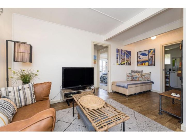 CAPES COASTAL CHARMER 26 Spray St Guest house, Cape Paterson - imaginea 3