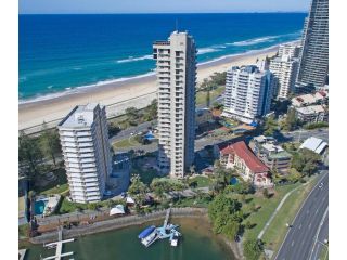Capricorn One Beachside Holiday Apartments - Official Aparthotel, Gold Coast - 2